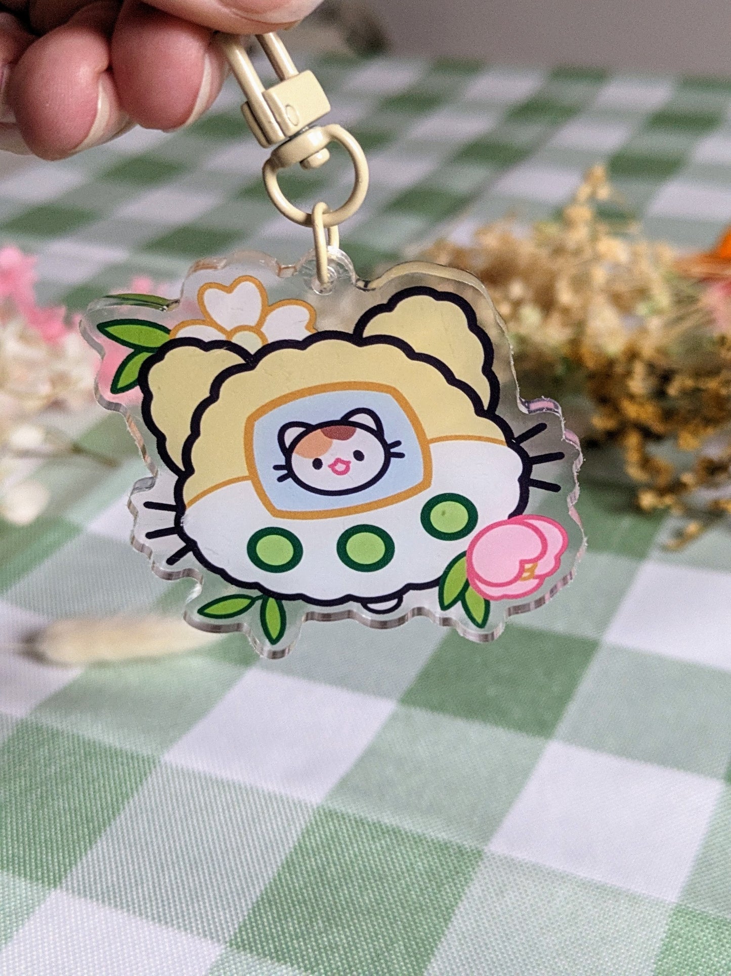 Kitty tamagotchi keyring